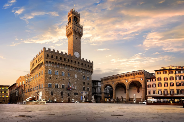 Renaissance by Train