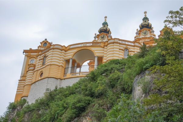 Baroque Cities & Monarchs of the Danube